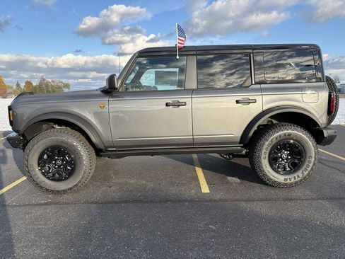 New 2025 Ford Bronco Badlands w/ Sasquatch Package image 43