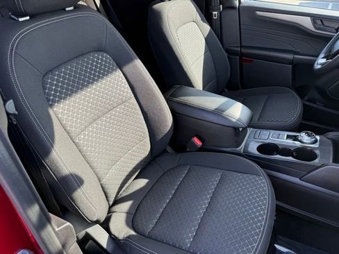 Used 2023 Ford Escape Active image 18