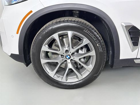 New 2026 BMW X5 sDrive40i w/ Parking Assistance Package RWD image 32