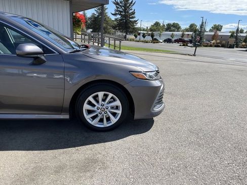 Used 2024 Toyota Camry LE image 13
