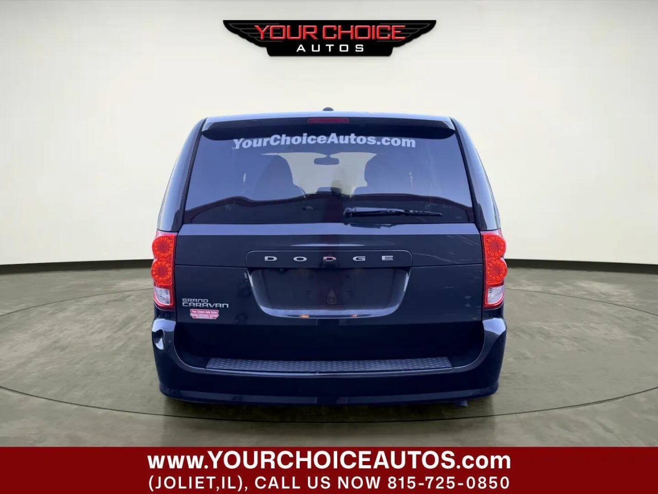 Used 2016 Dodge Grand Caravan SXT FWD image 4