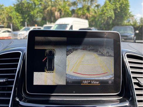 Used 2016 Mercedes-Benz GLE 63 AMG 4MATIC image 33