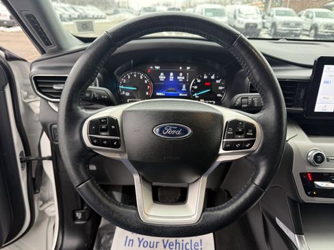 Certified 2023 Ford Explorer XLT w/ Equipment Group 202A image 14