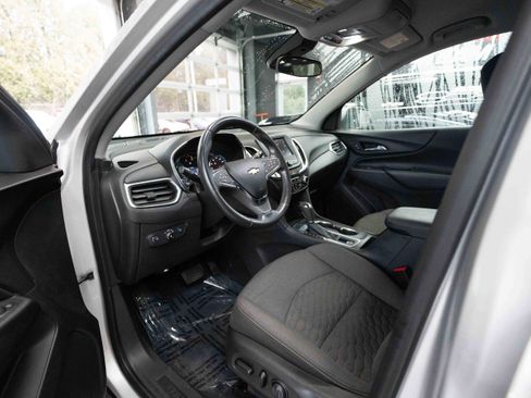 Used 2021 Chevrolet Equinox LT image 8