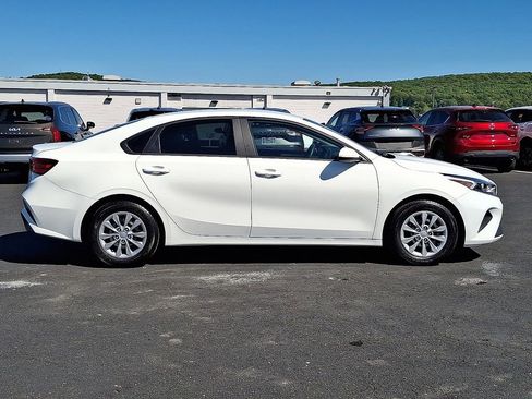 Certified 2024 Kia Forte LX FWD image 7
