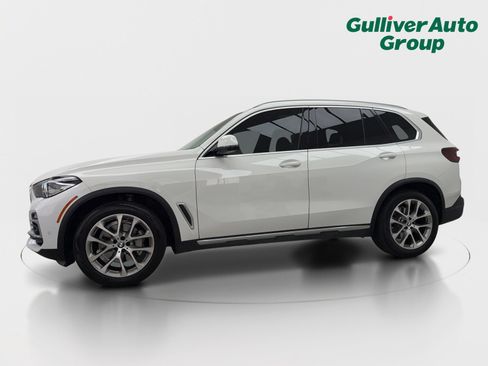 Used 2021 BMW X5 xDrive40i w/ Convenience Package AWD/4WD image 2