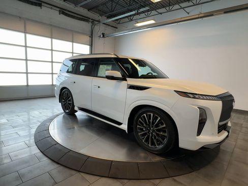 New 2026 INFINITI QX80 Autograph w/ Premium Cargo Package image 2