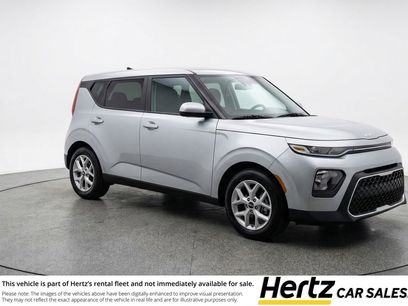 Used 2025 Kia Soul LX w/ LX Technology Package