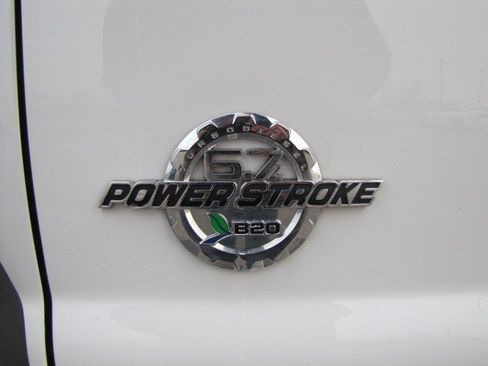 Used 2015 Ford F550 2WD Regular Cab Super Duty image 18