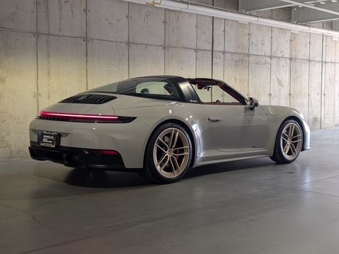Certified 2026 Porsche 911 Targa 4S AWD/4WD image 9