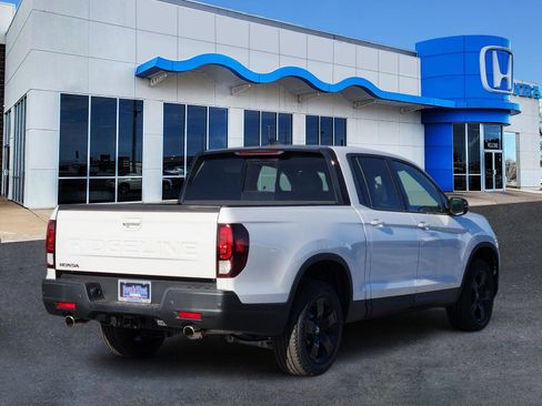 New 2026 Honda Ridgeline Black Edition image 5