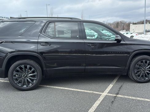Used 2023 Chevrolet Traverse RS w/ LPO, Cargo Package image 4