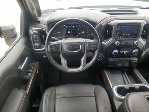 Used 2021 GMC Sierra 2500 Denali w/ Denali Ultimate Package AWD/4WD image 18