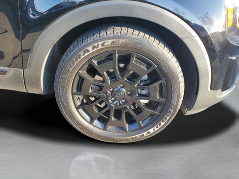 Used 2021 Kia Telluride SX w/ SX Prestige Package image 35