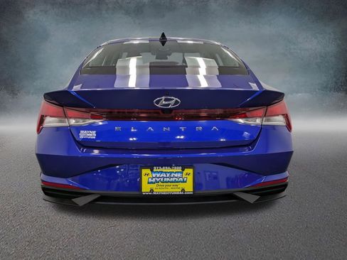 Certified 2023 Hyundai Elantra SEL FWD image 5