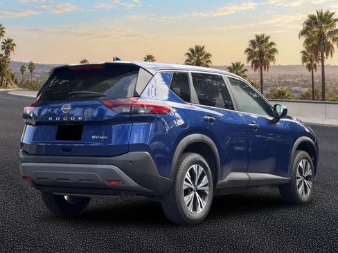 Used 2023 Nissan Rogue SV AWD/4WD image 4