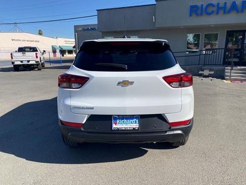 New 2026 Chevrolet TrailBlazer LS w/ LS Convenience Package FWD image 14