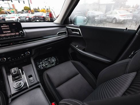 Used 2022 Mitsubishi Outlander ES image 22