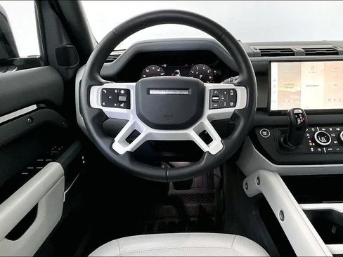 Used 2025 Land Rover Defender 110 S AWD/4WD image 6