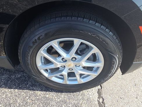Used 2022 Chevrolet Equinox LT FWD image 10