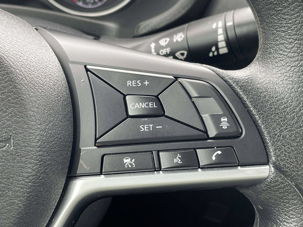 Used 2023 Nissan Sentra SV FWD image 22