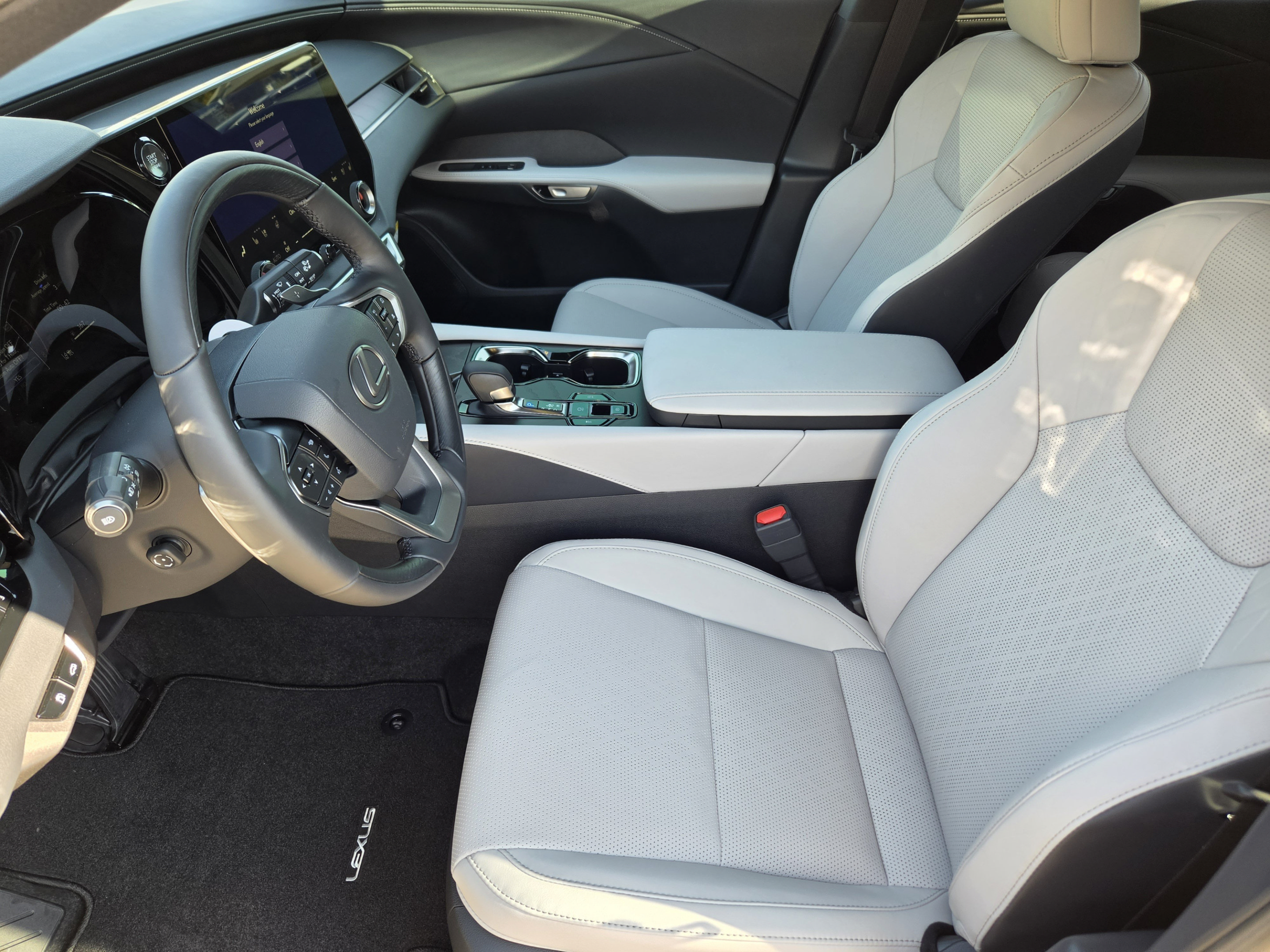 New 2026 Lexus RX 350 FWD image 5