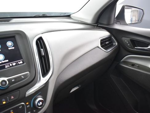 Used 2024 Chevrolet Equinox LT image 24