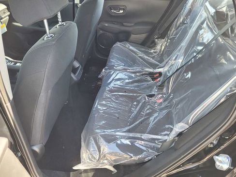New 2025 Honda HR-V LX image 10