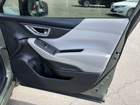 Used 2019 Subaru Forester Premium w/ Popular Package #1 AWD/4WD image 14