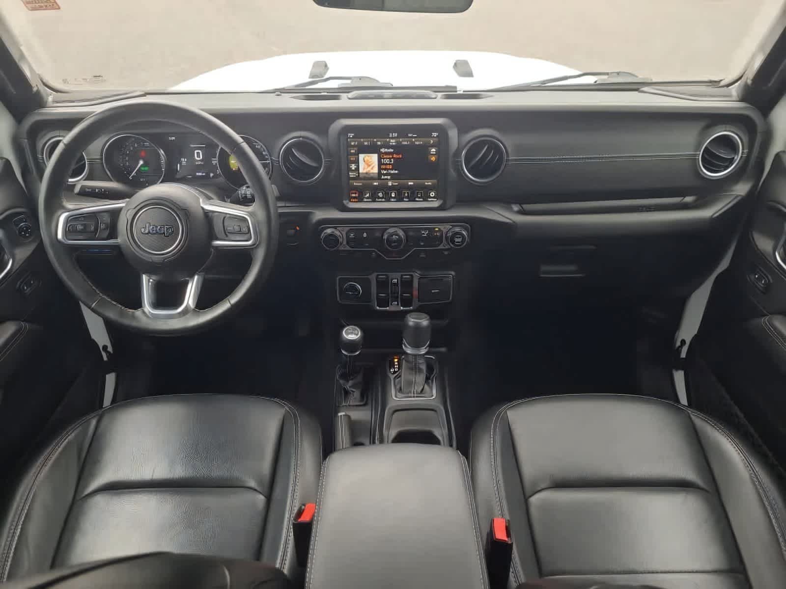 Used 2023 Jeep Wrangler Unlimited Sahara w/ Cold Weather Group AWD/4WD image 13