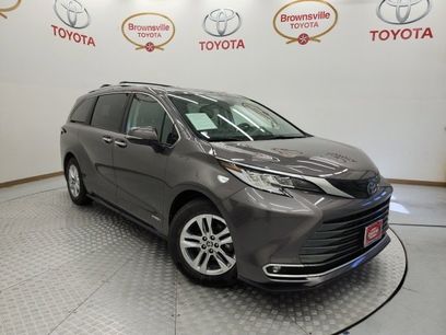 Used 2021 Toyota Sienna Limited