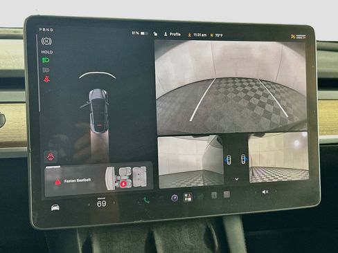 Used 2022 Tesla Model Y Performance AWD/4WD image 22