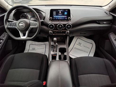 Used 2024 Nissan Sentra SV image 30