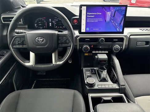 Used 2024 Toyota Tacoma TRD Sport image 23