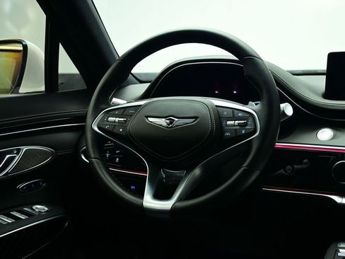 Used 2025 Genesis GV70 3.5T Sport w/ Sport Prestige Package AWD/4WD image 39