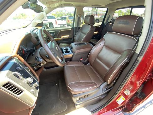 Used 2018 Chevrolet Silverado 1500 High Country AWD/4WD image 11