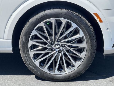 Certified 2026 Hyundai Palisade Calligraphy AWD/4WD image 16