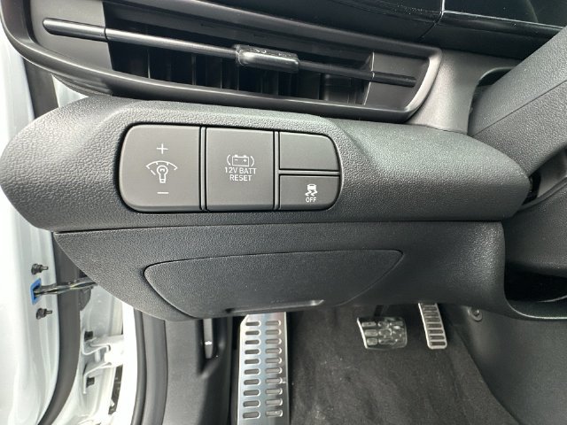New 2026 Hyundai Elantra SEL FWD image 26