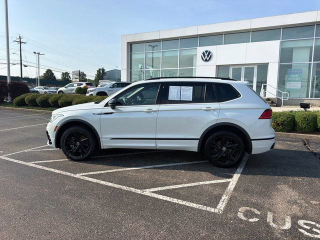 Certified 2024 Volkswagen Tiguan SE R-Line AWD/4WD image 6