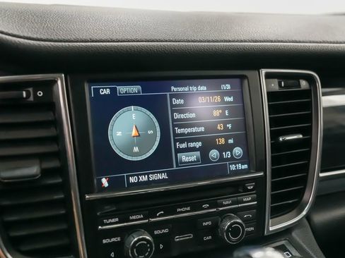 Used 2012 Porsche Panamera 4 image 16