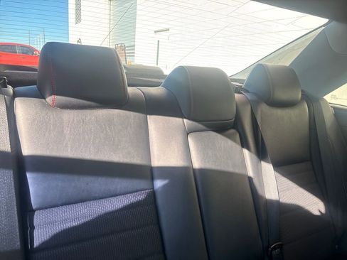 Used 2017 Toyota Camry SE image 25