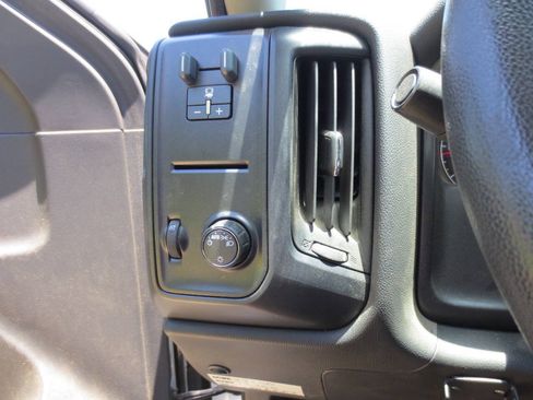 Used 2015 Chevrolet Silverado 3500 W/T RWD image 11