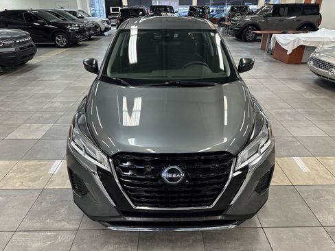Used 2025 Nissan Kicks Play S image 18
