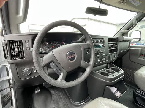 Used 2024 GMC Savana 2500 Extended w/ Driver Convenience Package RWD image 20