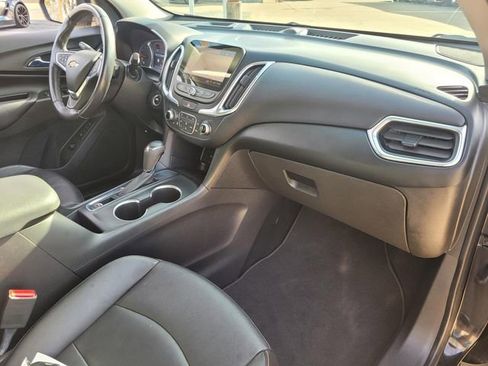 Used 2021 Chevrolet Equinox LT image 8