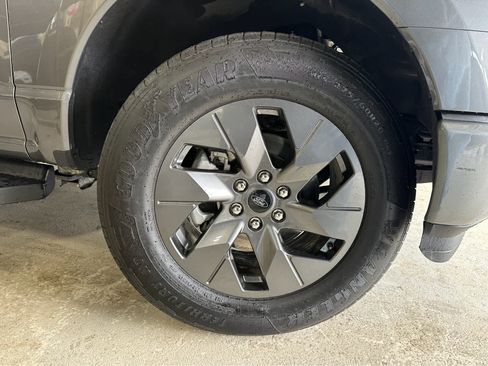 Used 2025 Ford F150 Lightning Flash AWD/4WD image 41