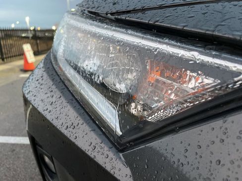 Used 2021 Toyota RAV4 XLE image 14