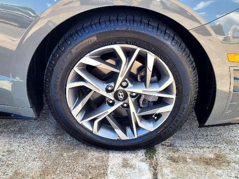 Used 2023 Hyundai Sonata SEL image 19