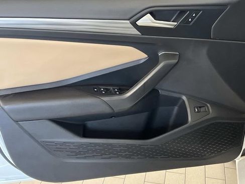 Used 2019 Volkswagen Jetta SEL image 11