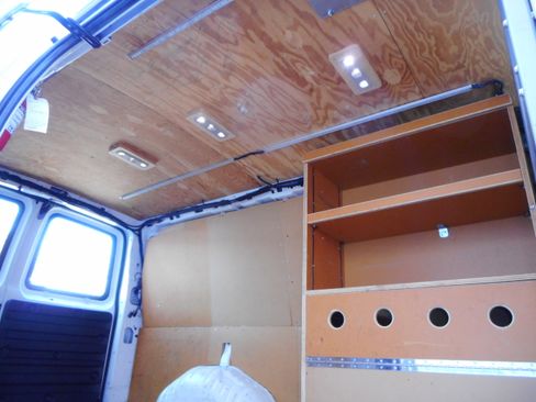 Used 2015 Chevrolet Express 3500 RWD 3500 6.0 V8 Cargo Van 1 Ow image 22